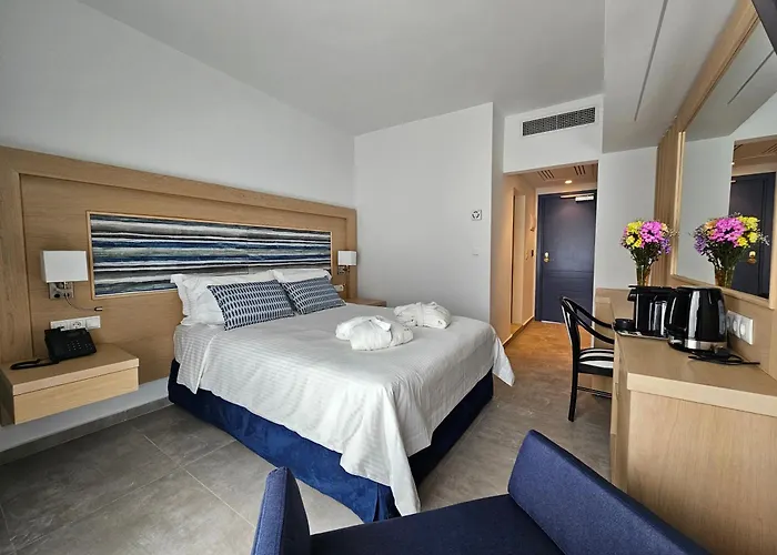 Paradise Resort Evia, A Member Of Radisson Individuals